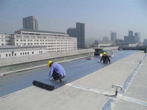 青島市建筑加固公司發(fā)覺如今許多高端獨棟別墅都擔心防水問題